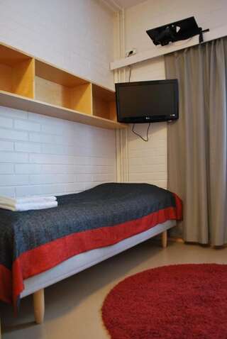 Хостелы Santasport Hostel Рованиеми Двухместный номер с 2 отдельными кроватями-3